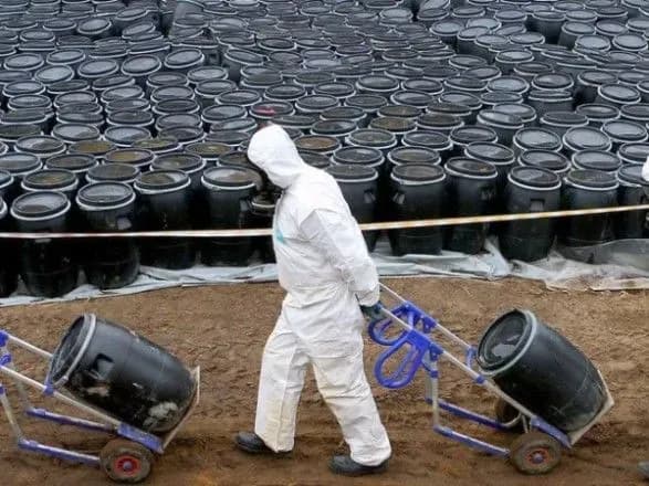 Голову сільради підозрюють в розтраті держкоштів на тендері з утилізації отрутомогильника