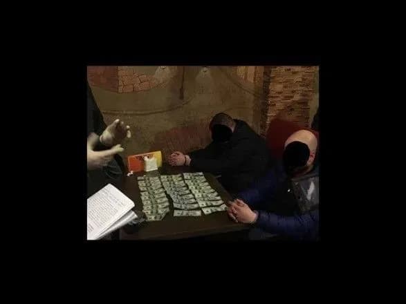 Військова прокуратура затримала майора СБУ при отриманні хабара