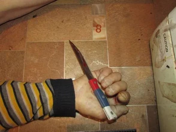 На Київщині жінка вбила чоловіка та зімітувала його суїцид