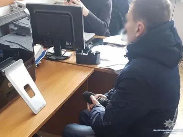 Кіберполіція затримала чоловіка за втручання в роботу сайту держустанови