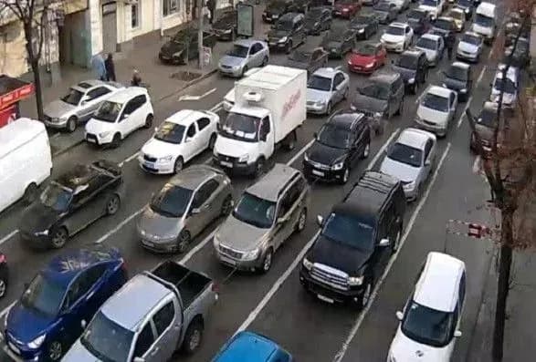 Рівень заторів у столиці перед вихідними досяг 7 балів