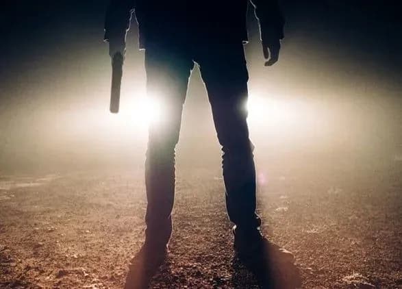 Во Львове неизвестные в масках связали сторожа и ограбили офисы