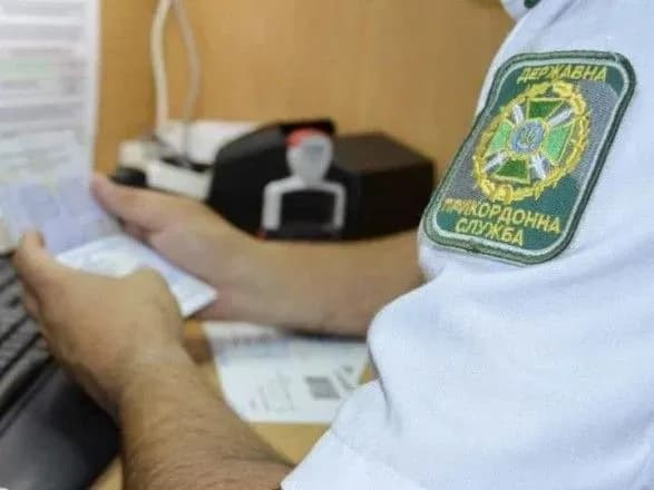 Росіянин хотів потрапити в Україну за литовським паспортом