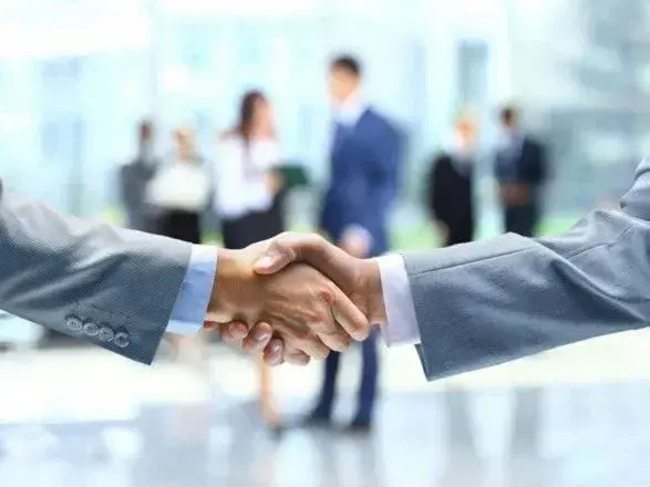 ЄС і бізнес торік домовилися про проекти на 14,8 млрд євро (виправлено)