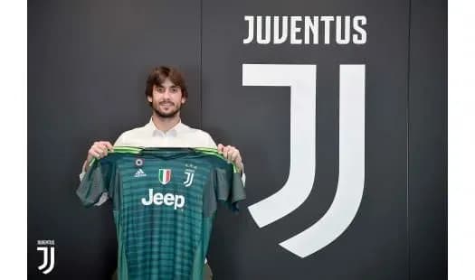 "Ювентус" за 12 млн. евро приобрел вратаря сборной Италии