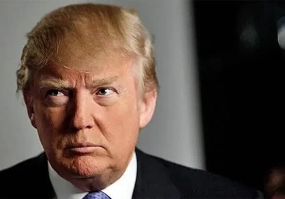 Влада Франції назвала безпідставними приписувані Трампу слова про "притулок терористів" у Парижі