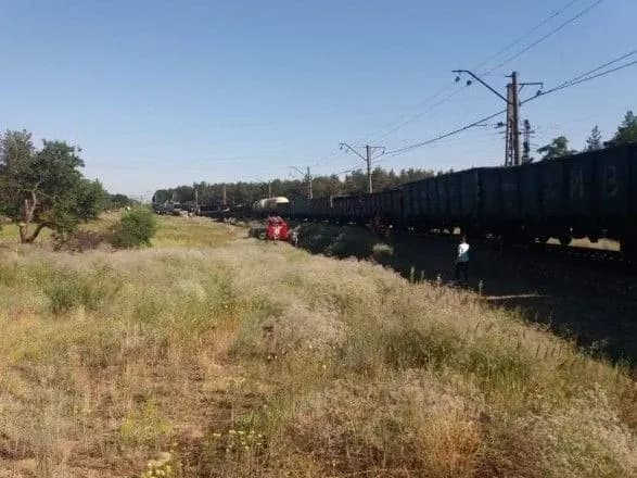 Залізнична аварія у Дніпрі: продовжується відновлення пристроїв енергопостачання