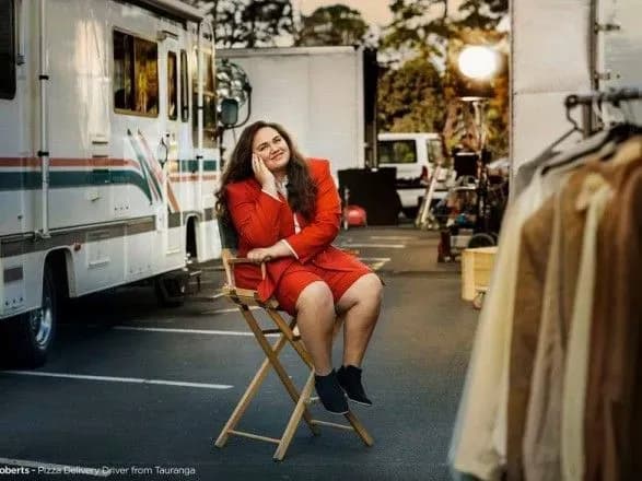 Обычные знаменитости: фотограф показал тезок звезд