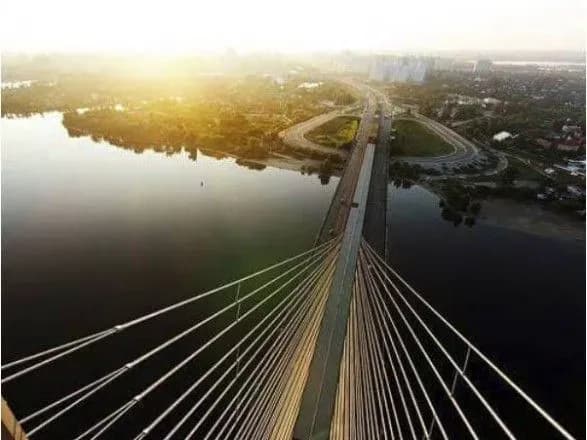 На Південному мості майже на три тижні обмежать рух