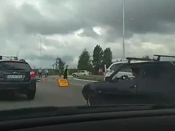 У Житомирській області маршрутка врізалася в фуру