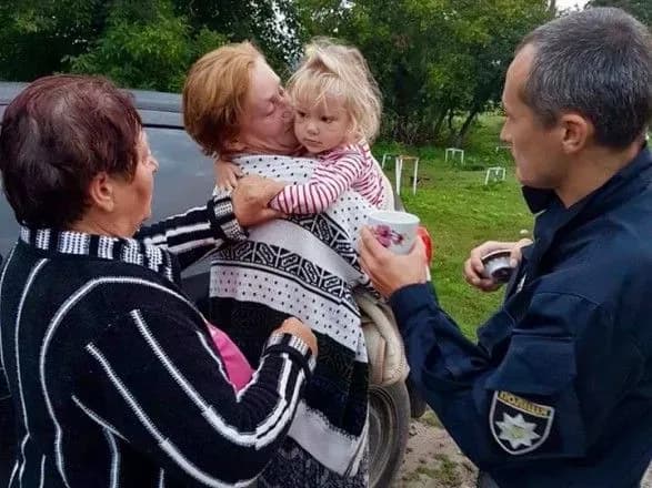 На Черкащині всю ніч шукали маленьку дитину