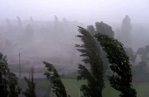 Негода пошкодила будівлю коледжу на Львівщині