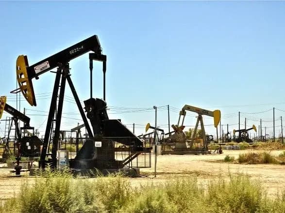 Світові ціни на нафту впали