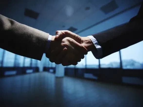 Фонд FreezeOil розриває відносини з компанією "ЄВРО ПАУЕР"