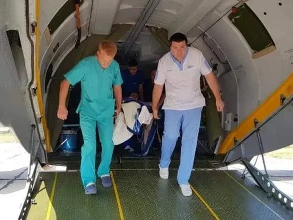 До Одеси прибув борт із пораненими бійцями ООС