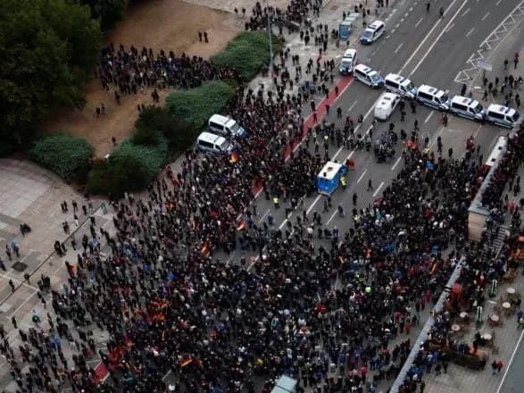 В ході заворушень в німецькому місті Хемніці затримали 300 осіб