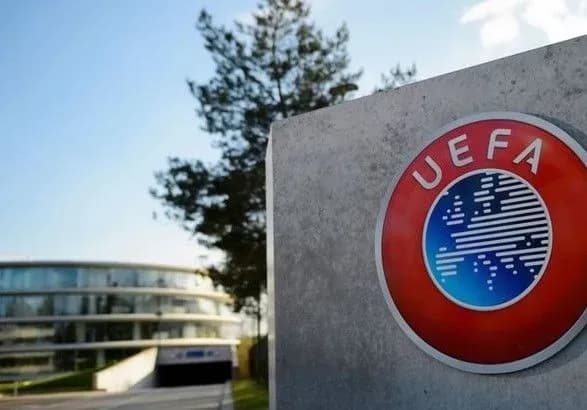 УЄФА відповів Росії на скаргу з приводу "Слава Україні" на формі синьо-жовтих