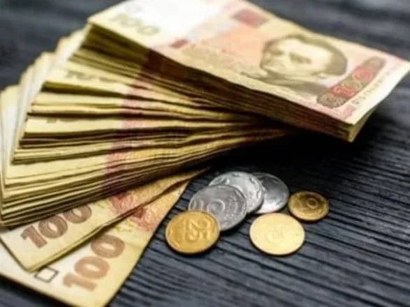 У серпні обсяг кредитів населенню у гривні зріс на 4%