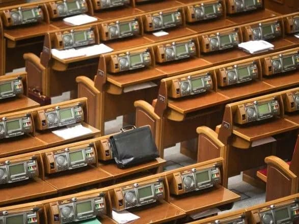 Сьогодні Рада займеться безпекою на дорогах та соцзахистом окремих категорій громадян