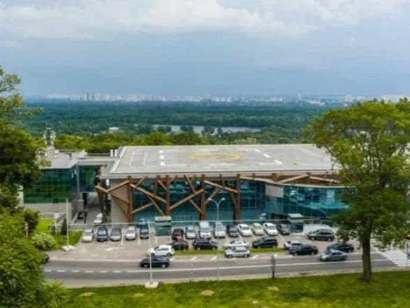 Вертолетную площадку Януковича передали Киеву