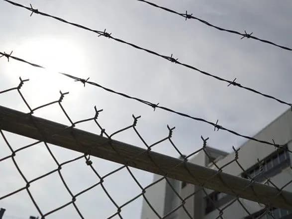 За незаконне переправлення моряків за кордон чоловік отримав 5 років тюрми