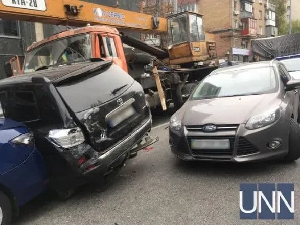 Поліція встановлює причини ДТП на столичному бульварі Лесі Українки