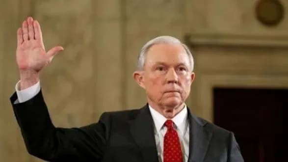 Генпрокурор США Сешнс пішов у відставку