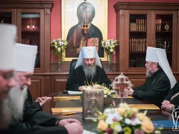 Синод УПЦ МП заборонив своєму єпископату, чернецтву і мирянам брати участь в Об’єднавчому соборі