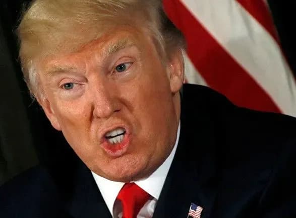 Трамп обвинил во лжи экс-директора ФБР, свидетельствовавшего в Конгрессе