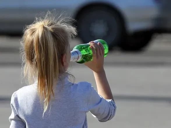 В Киевской области активно продают алкоголь несовершеннолетним