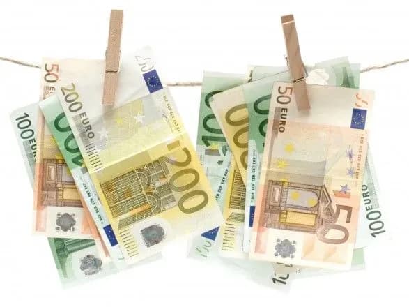 У ЄС посилять нагляд за банками для боротьби з відмиванням грошей