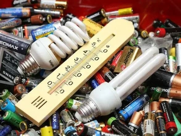 Прокуратура покарала збирача небезпечних відходів