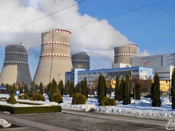 Сонячні та вітрові станції значно наростили виробництво електроенергії