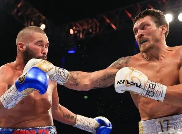 Четверте видання визнало Усика найкращим боксером року