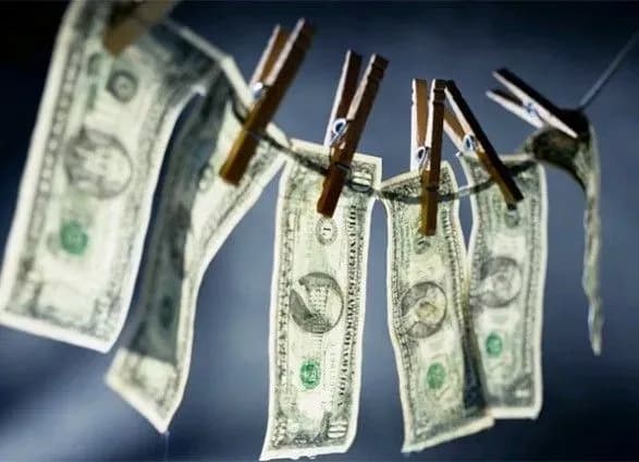 Порошенка закликали заборонити офшори