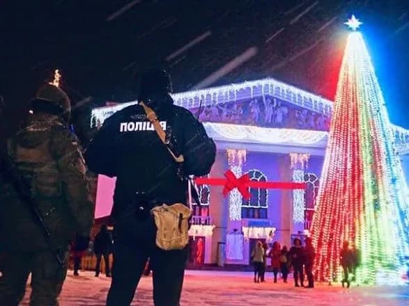 Близько 10 тис. поліцейських будуть стежити за порядком у новорічну ніч