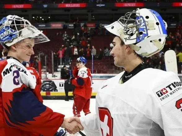 Стали відомими учасники чвертьфіналу молодіжного ЧС з хокею