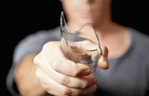 На Луганщині чоловік забив до смерті товариша по чарці