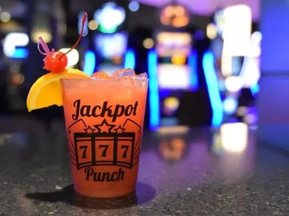 "Нацлотереї" оконфузилися на продажі алкоголю