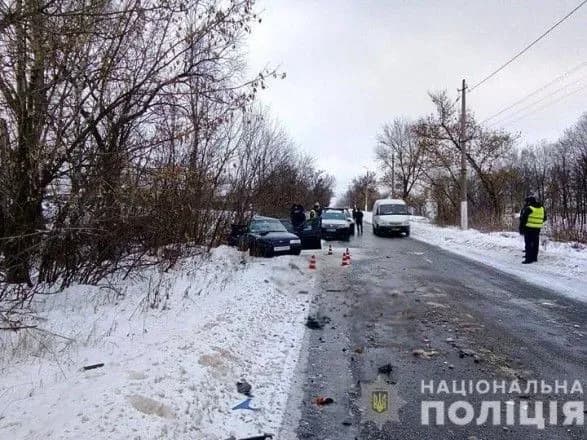 У ДТП з рейсовим автобусом загинули троє людей