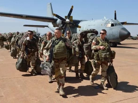 Франція збереже військову присутність у Сирії