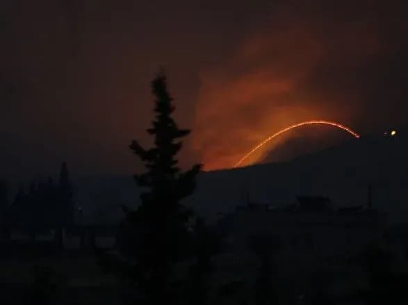 Ізраїльська армія завдає ударів по іранських об'єктах у Сирії