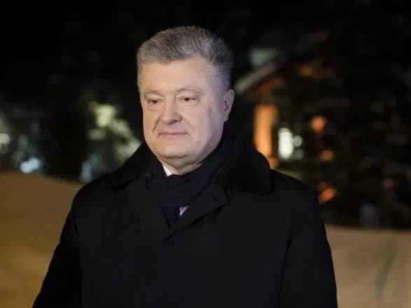 Порошенко: ми мобілізуємо всі засоби, аби Путін був за столом переговорів