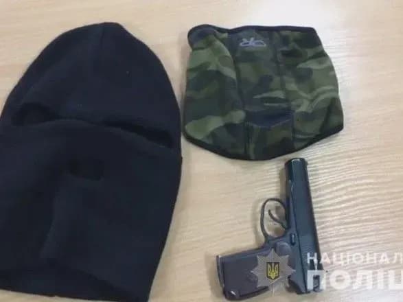 В Одессе мужчины в балаклавах совершили нападение на женщину