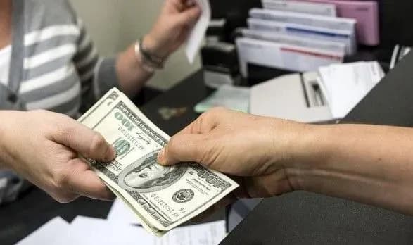 Лікаря однієї з одеських в'язниць викрито у хабарництві