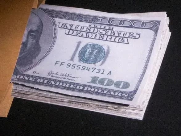 Голова сільської ради обіцяв передати в оренду земельну ділянку за хабар