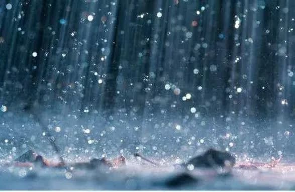 У найближчі три дні в Україні дощитиме