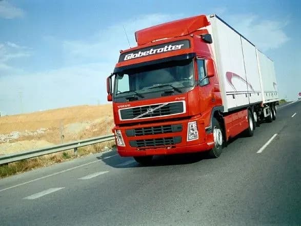 Шахрай прикинувся перевізником і вкрав 23 тонни насіння соняшнику