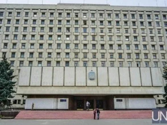 До ЦВК надійшло 11 скарг щодо порушень під час виборів