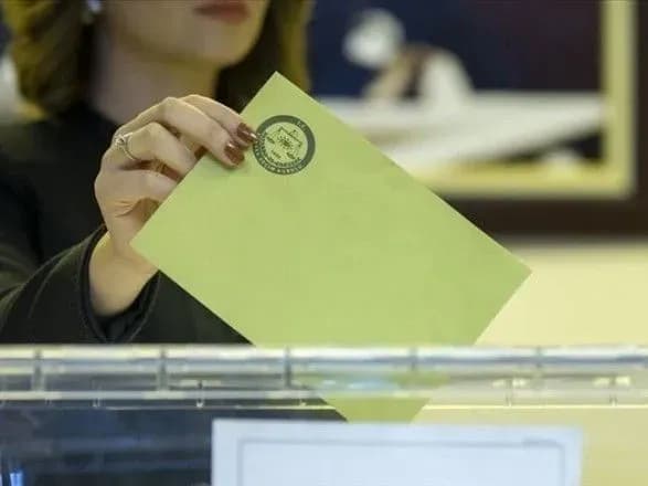 У Туреччині проходять місцеві вибори, Ердоган вже проголосував
